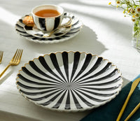 Scallop Dinner Plate (10.75")