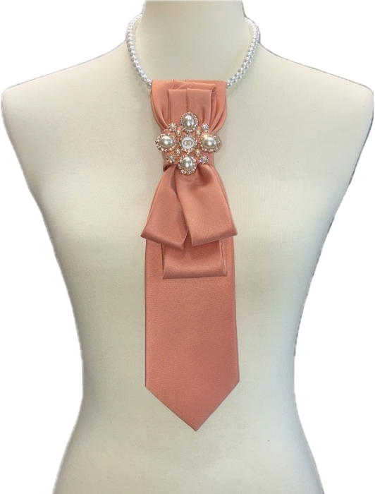 Sweet Dreams Pearl Necktie